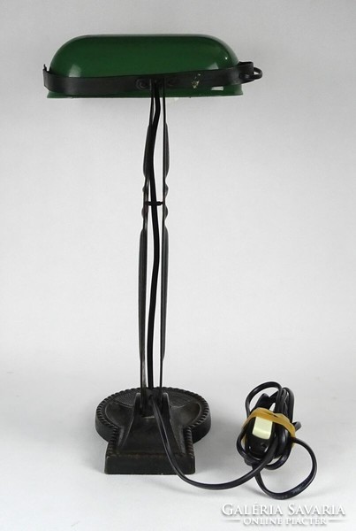 1O987 old military cast iron front lamp with metal base