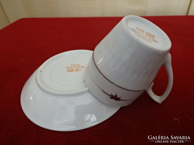 Kínai porcelán kávéscsésze + alátét, három darab egyben eladó. Jókai.