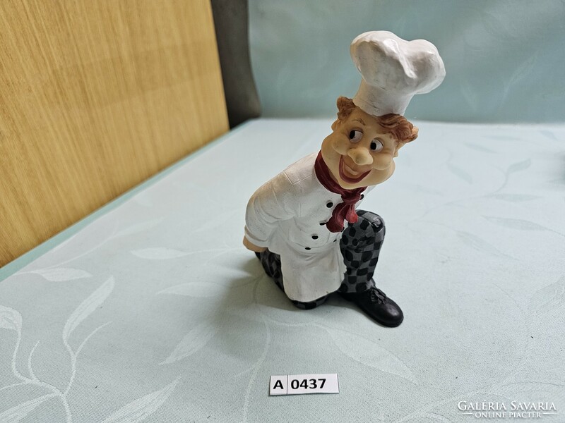A0437 resin chef 17x13 cm