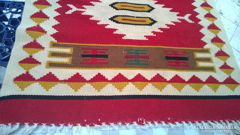 Classic pattern wool kilim carpet 127x64 cm