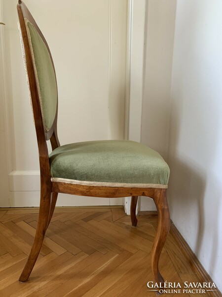 Antik biedermeier székek ovális háttámlával