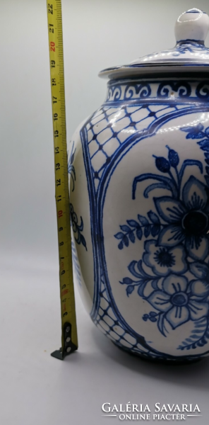Antik porcelán fedeles váza (1870)