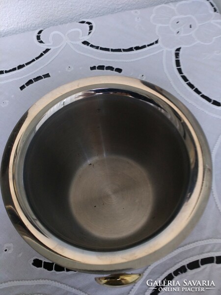 Stainless steel base ice bucket, champagne cooler