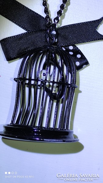Bizsu chain with a bird in a cage pendant