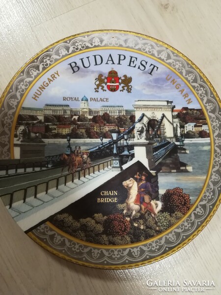20 cm átmérőjű "Budapest" tányér. Gyűjtői darab.