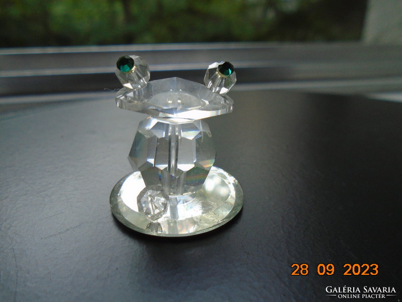 Hand polished, marked, Czech Mayfair lead crystal animal figure from the 70s, frog with green eyes