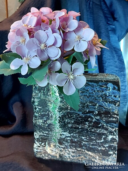 Frosted glass craftsman single-strand flower vase