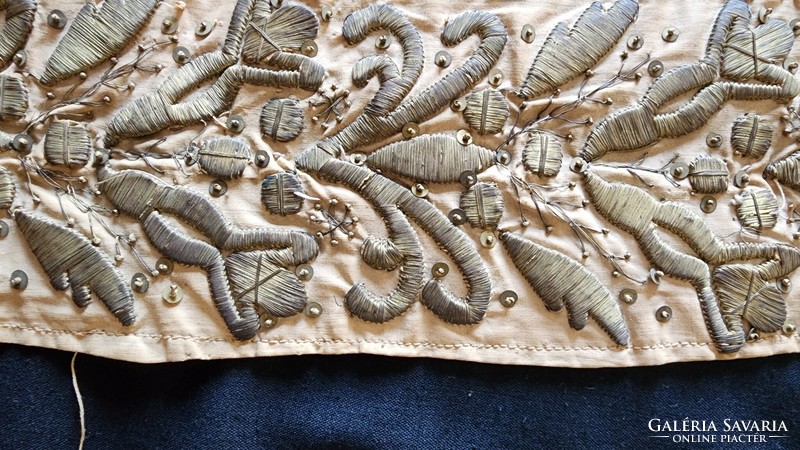 xvii. Sz apaca zárdamunk golden embroidery with metal thread precious Hungarian needlework waist belt museum