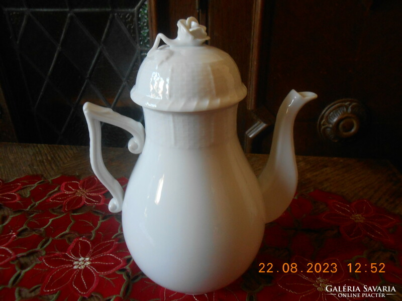 Herend white tea spout