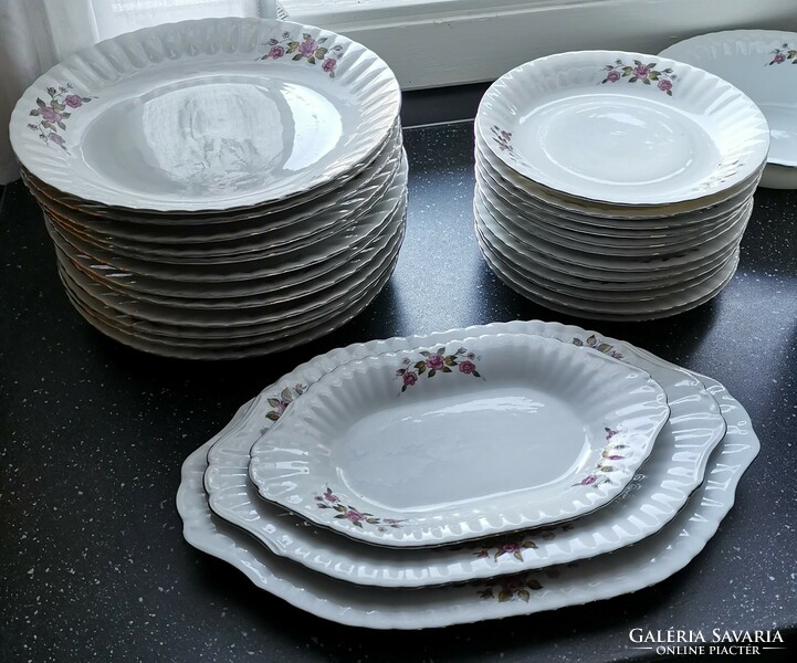 Chodziez 12-person porcelain tableware (43 pieces)
