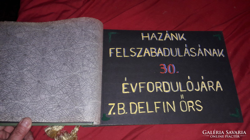 1975. -BUDAPEST -7 B. DELFIN ŐRS- FOTÓ EMLÉKALBUM - 30 ÉVES "HAZÁNK FELSZABADULÁSA" a képek szerint