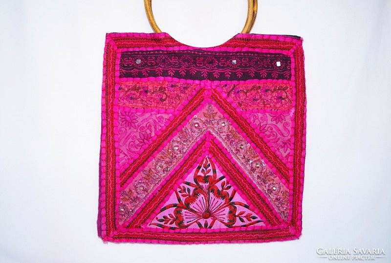 Patchwork medium women's handbag made of pink, floral Indian textiles, hand and machine embroidered