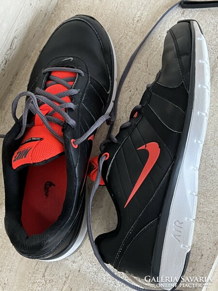 NIKE air Total Core Tr  -40,5-es női edzőcipő