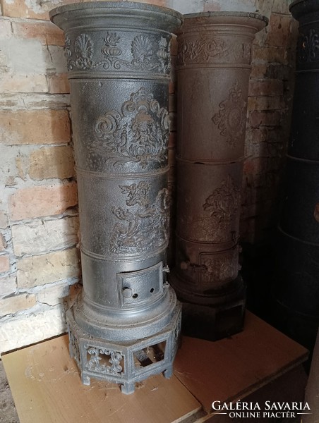 Rarity !!! 2 1880 column stoves, iron stoves from the Munkácsy foundry