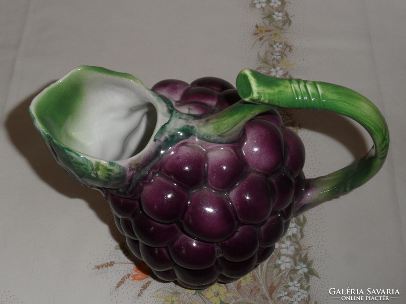 Porcelain wine jug in the shape of an Italian grape