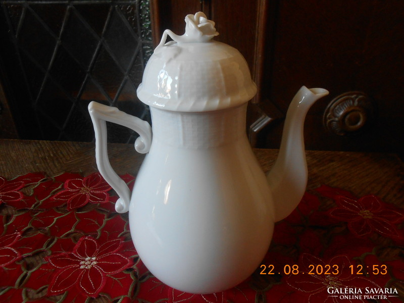 Herend white tea spout