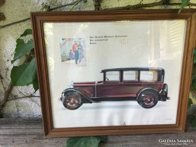 Old car pictures rounded, children's room or study decoration