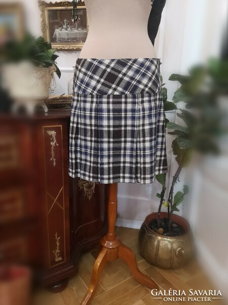 Size 40-42 wool, pleated, checkered fabric skirt piece 86 cm, h 46 cm