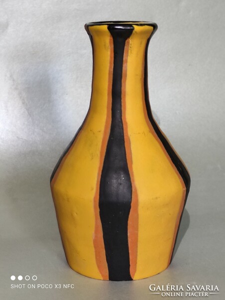 Ceramic vase of Gorka Lívia