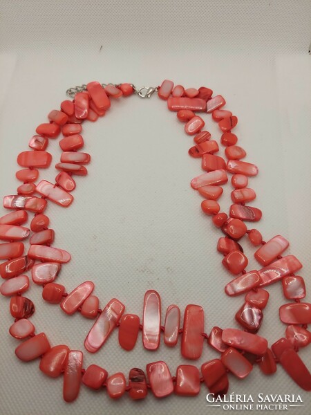 Lovely coral double row chain, new (even with free shipping)