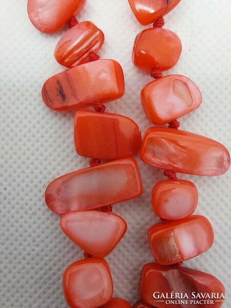 Lovely coral double row chain, new (even with free shipping)
