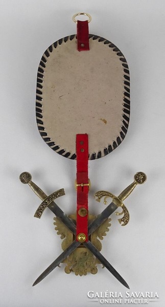 1O806 wall decoration with coat of arms and swords 49 x 21 cm