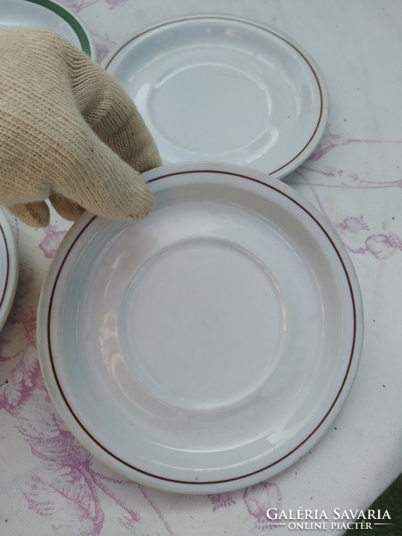 Alföldi porcelán kis tányér eladó!4 db tányér pótlásra eladó!