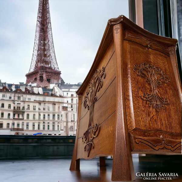 Oak chest of drawers - with Celtic tree of life decoration, 4 drawers, new, numbered