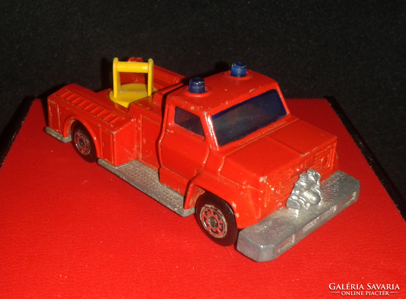 Matchbox Superfast No. 13 Snorkel Fire Engine 1977 Lesney Made in England