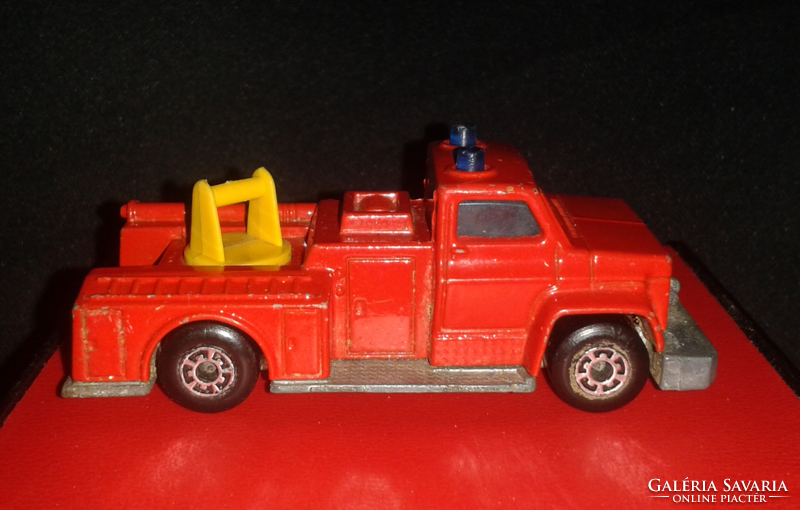 Matchbox Superfast No. 13 Snorkel Fire Engine 1977 Lesney Made in England