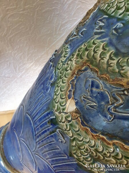 Meseszép 3részes hatalmas kínai kerámia váza. Nagyon szép kidolgozással. 170 cm magas kicsi hibával.