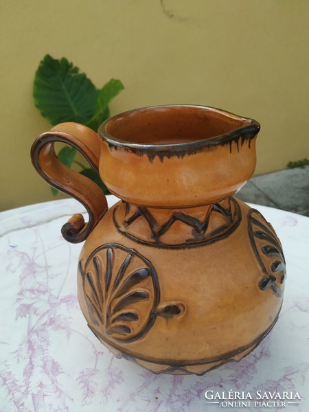Olasz, kézzel készült kerámia váza, kancsó eladó! 22 cm