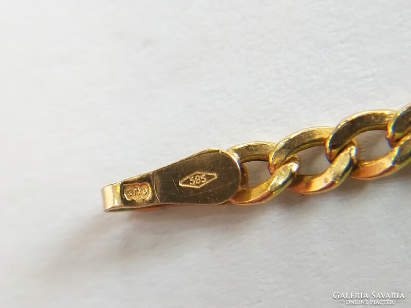 14 Carats, 5.81g. Gold armor necklace. 58cm (no. 23/47)