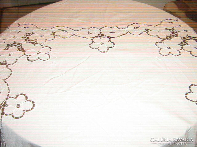 Dreamy snow white huge riselli sewn lace tablecloth
