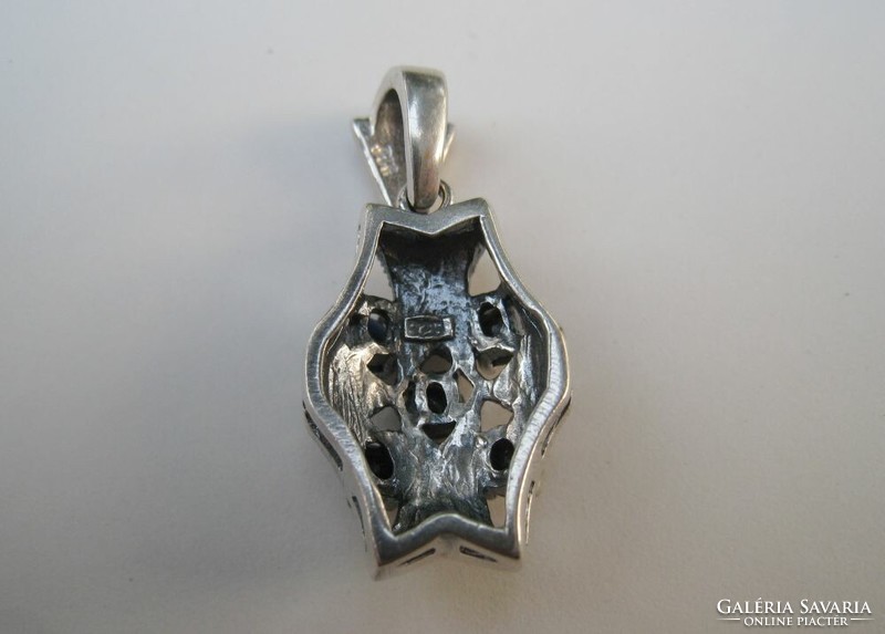Art deco silver pendant with natural sapphires