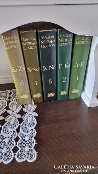 Néprajzi lexikon .5 kötet
