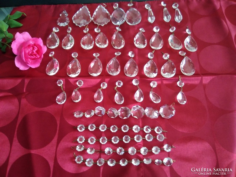 Antique beautifully polished crystal chandelier accessories 32 pcs + 5 string, together at a good price!