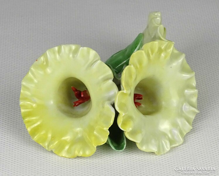 1O744 old Herend porcelain triple yellow flower