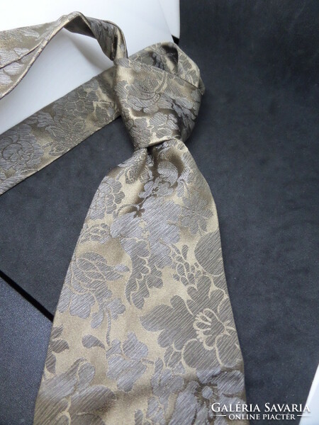Gucci (original) immaculate silk luxury tie