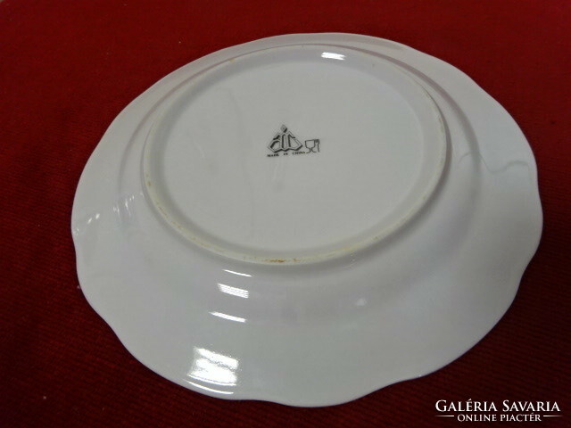 Chinese porcelain cake plate, rose pattern. Jokai.