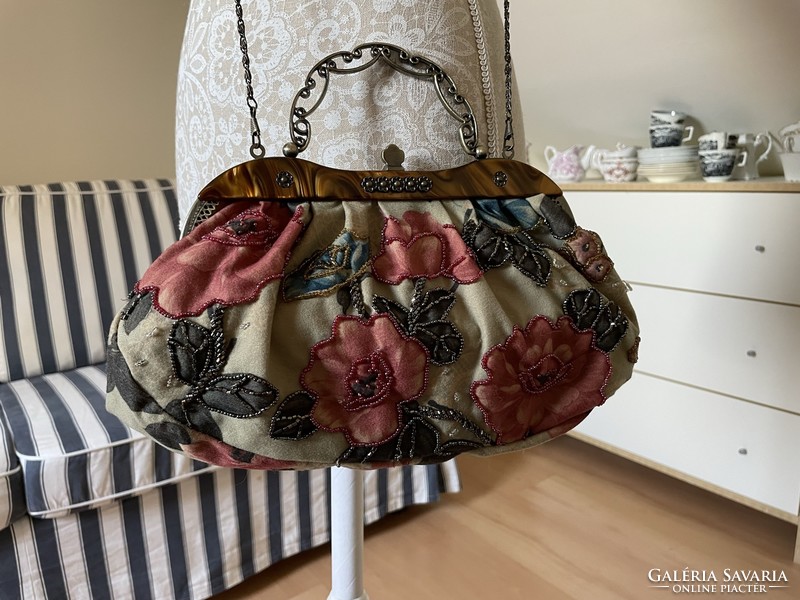 Very nice embroidered reticule, women's bag, with many nice details
