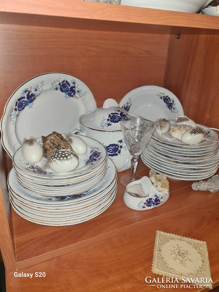 Romanian tableware