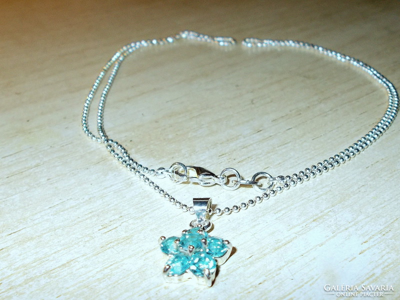 Aquamarine flower beaded white gold gold filled vintage necklace