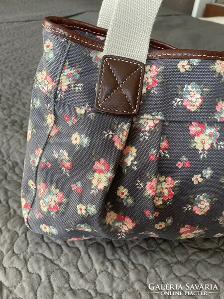 Cath kidston wonderful rose canvas handbag