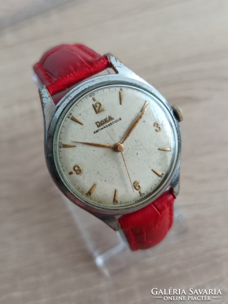 Doxa (37mm)