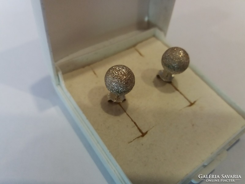 Silver earring ball