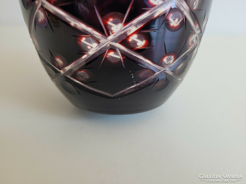 Régi bordó csiszolt kristály üveg váza üvegváza 24,5 cm