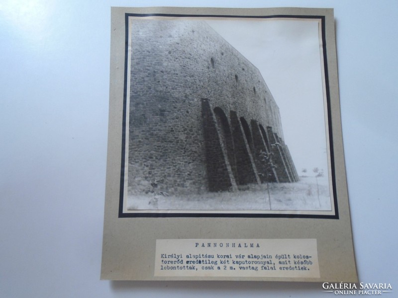 D198444 PANNONHALMA- várfal .- régi nagyméretű fotó 1940-50's évek kartonra kasírozva