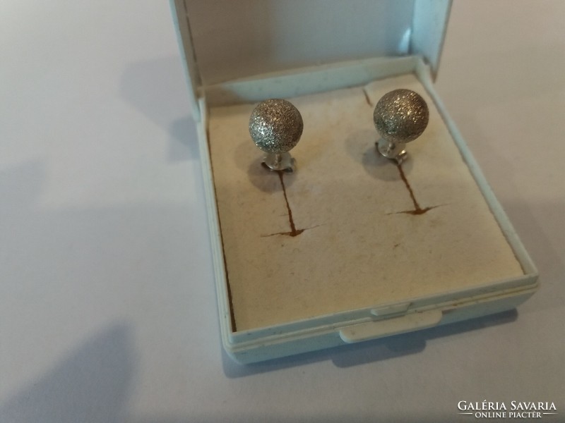 Silver earring ball