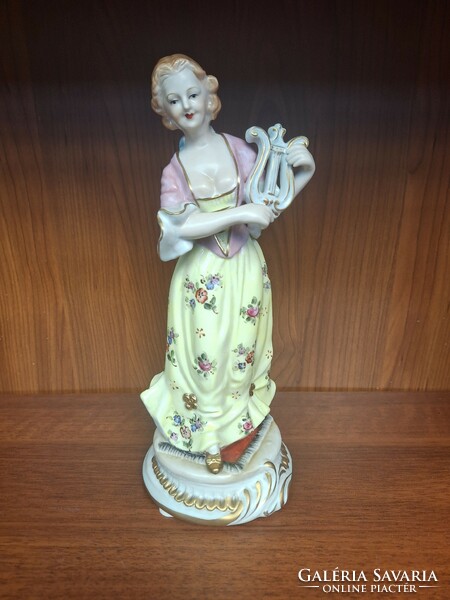 Meissen style Baroque female figure